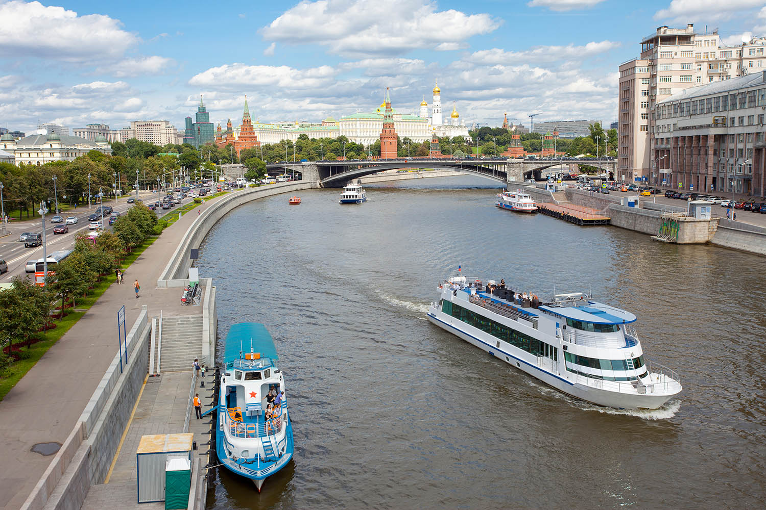 киевская набережная москва